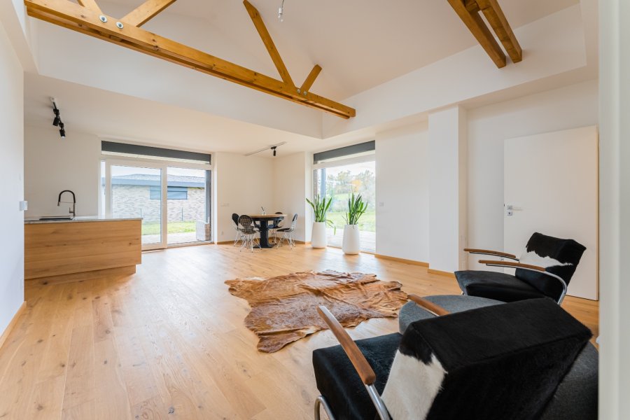 dům za Prahou na pronájem