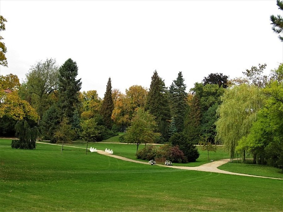 zámecký park Lány