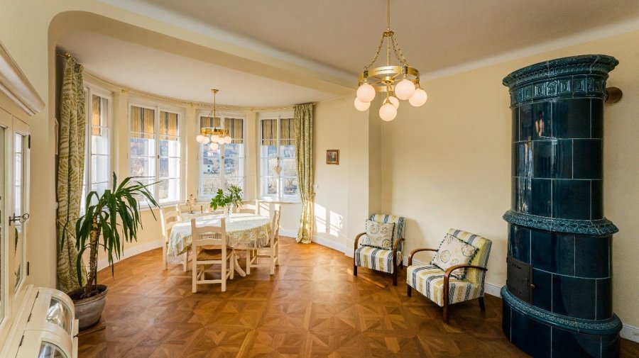 First Republic villa near Prague, Chocerady