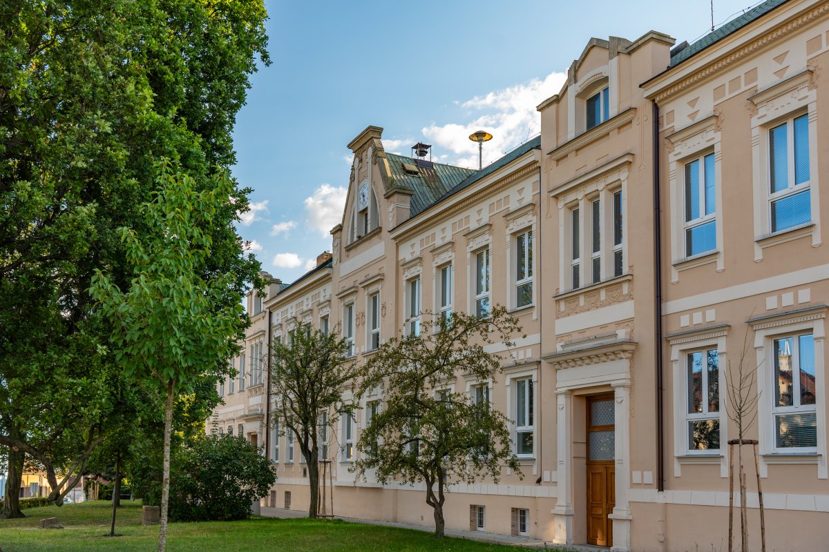 základní a mateřská škola Doberská 