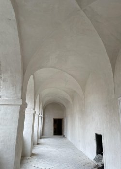 hřebínkové klenby