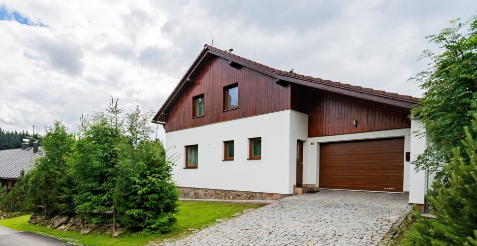 Sale of low-energy property suitable for commercial use – 203 m², land 706 m² – Kvilda, NP Šumava