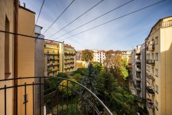 balkon do vnitrobloku